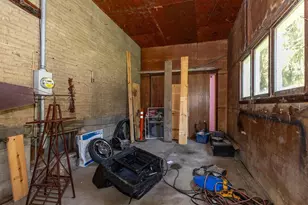 111 N West St, Cambridge, IL 61238 - Photo 28