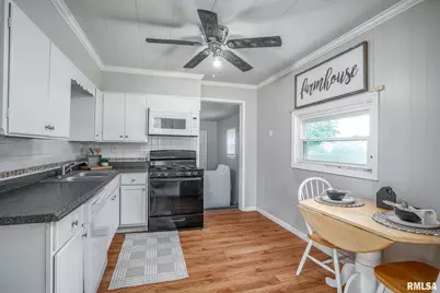 912 SW 5th Street, Aledo, IL 61231 - Photo 6