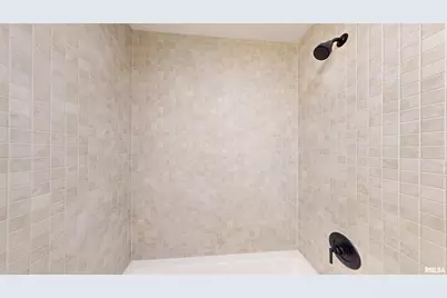 5922 Butterfield Court, Bettendorf, IA 52722 - Photo 14