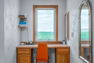 500 N 7th Ave, New Windsor, IL 61465 - Photo 8