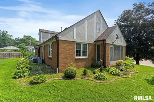 2320 26th St, Rock Island, IL 61201 - Photo 52