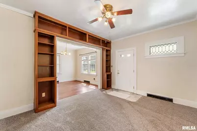 1904 30th Street, Moline, IL 61265 - Photo 4