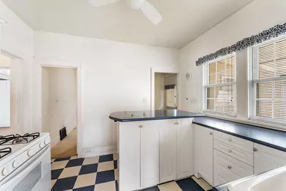 1904 30th Street, Moline, IL 61265 - Photo 8