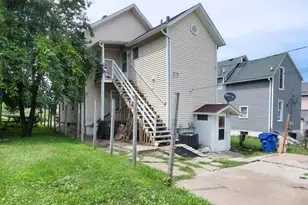 428 7th St, Moline, IL 61265 - Photo 16