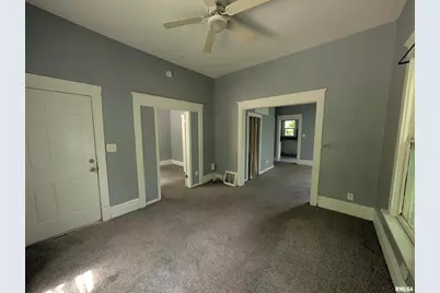 2833 8th Avenue, Rock Island, IL 61201 - Photo 2