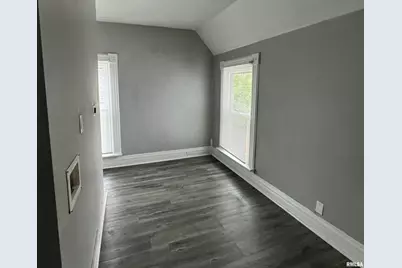 1007 29th Street, Moline, IL 61265 - Photo 10