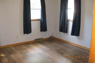 301 N Church St St, Albany, IL 61230 - Photo 8