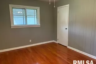 518 Barden St, Morrison, IL 61270 - Photo 14