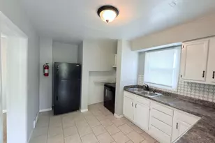 2233 24th St, Rock Island, IL 61201 - Photo 6