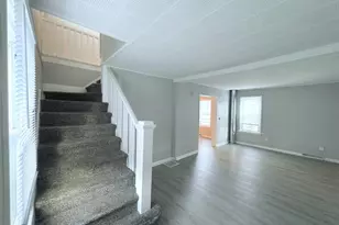 2233 24th St, Rock Island, IL 61201 - Photo 8