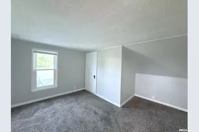 2233 24th Street, Rock Island, IL 61201 - Photo 10