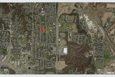 1013 14th Street, Silvis, IL 61282 - Photo 2