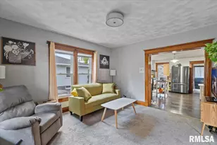 623 E Park St, Geneseo, IL 61254 - Photo 8