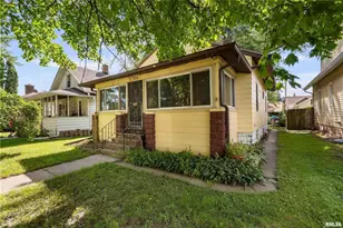 1706 29th St, Rock Island, IL 61201 - Photo 2