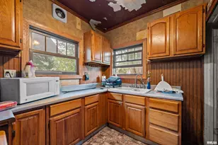 1706 29th St, Rock Island, IL 61201 - Photo 12