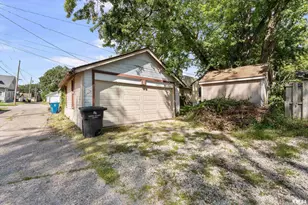 1706 29th St, Rock Island, IL 61201 - Photo 6