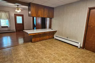 127 N Vail St, Geneseo, IL 61254 - Photo 8