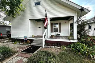 305 W Lincoln St, Harrisburg, IL 62946 - Photo 2