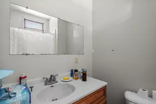 550 26th St, Rock Island, IL 61201 - Photo 12