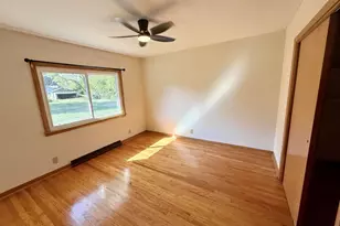 139 N Vail St, Geneseo, IL 61254 - Photo 12