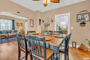 902 44th St, Rock Island, IL 61201 - Photo 8