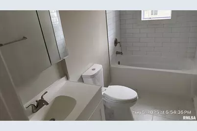 2907 4th St A, East Moline, IL 61244 - Photo 10