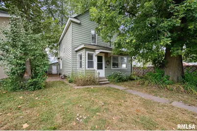 1104 29th Ave Avenue, Rock Island, IL 61201 - Photo 1