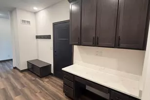 910 W Main St, Aledo, IL 61231 - Photo 22