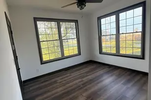 910 W Main St, Aledo, IL 61231 - Photo 32