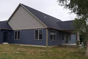 910 W Main St, Aledo, IL 61231 - Photo 46