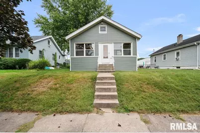2519 29 1/2 Street, Rock Island, IL 61201 - Photo 1