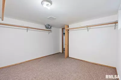 2416 30th Street, Rock Island, IL 61201 - Photo 32