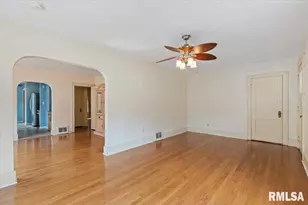 2416 30th St, Rock Island, IL 61201 - Photo 8