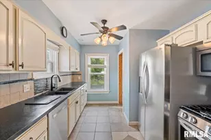 2416 30th St, Rock Island, IL 61201 - Photo 16