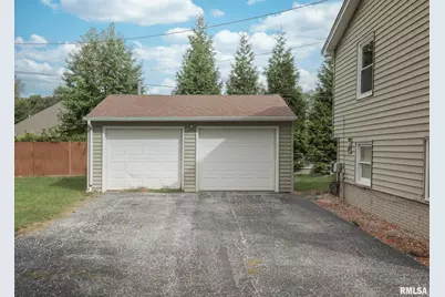 512 W 16th Avenue, Coal Valley, IL 61240 - Photo 2