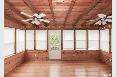 512 W 16th Avenue, Coal Valley, IL 61240 - Photo 22