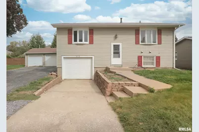 512 W 16th Avenue, Coal Valley, IL 61240 - Photo 1