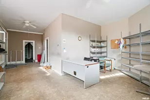 1365 1/2 13th Ave, East Moline, IL 61244 - Photo 6