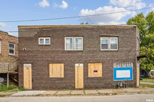 1365 1/2 13th Ave, East Moline, IL 61244 - Photo 18