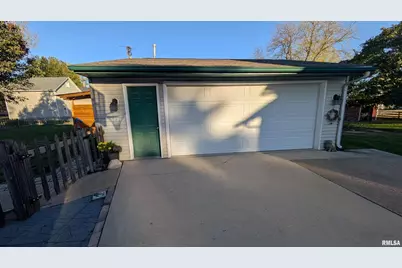 522 N State Street, Geneseo, IL  - Photo 4