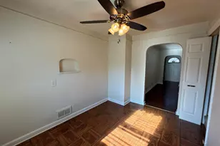 135 10th St, Carmi, IL 62821 - Photo 18