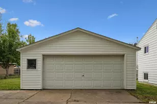 3403 4th St, East Moline, IL 61244 - Photo 2