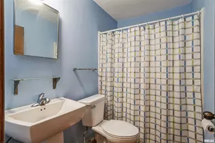 3403 4th St, East Moline, IL 61244 - Photo 10