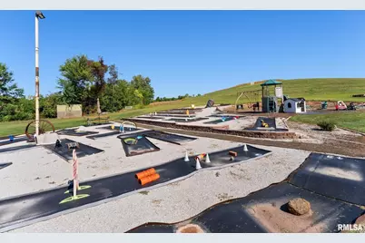 1422 McCloud Rd Road, Aledo, IL 61231 - Photo 10