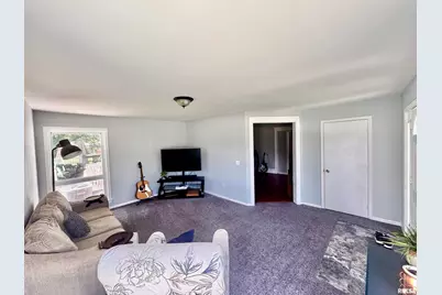 1215 13th Street, Viola, IL 61486 - Photo 6