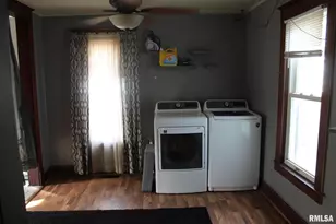 422 Ross St, Kewanee, IL 61443 - Photo 10