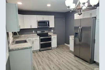 2211 Waveland Drive, Bettendorf, IA 52722 - Photo 6