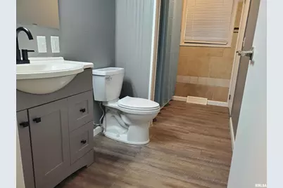 2211 Waveland Drive, Bettendorf, IA 52722 - Photo 8