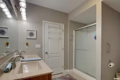 1532 Winsor Drive, Quincy, IL 62305 - Photo 24