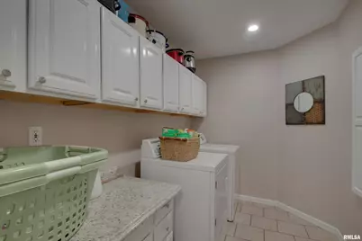 1532 Winsor Drive, Quincy, IL 62305 - Photo 32